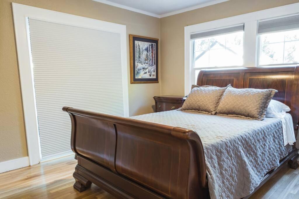 Lovely House Near Downtown, Home Away From Home! Chico Exterior photo