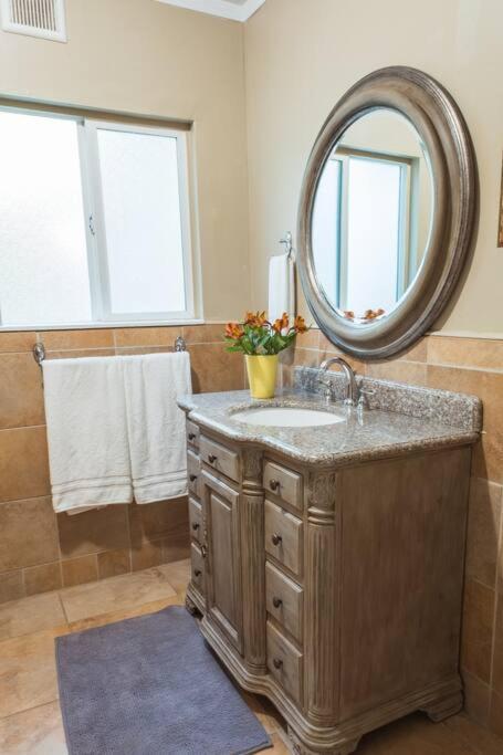 Lovely House Near Downtown, Home Away From Home! Chico Exterior photo